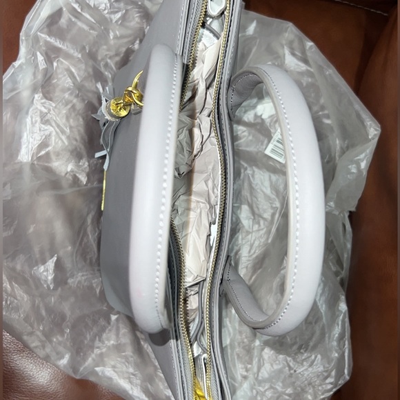 JOY & IMAN Fashionably Functional Leather Pop Tote (BRAND NEW) - Picture 8 of 15